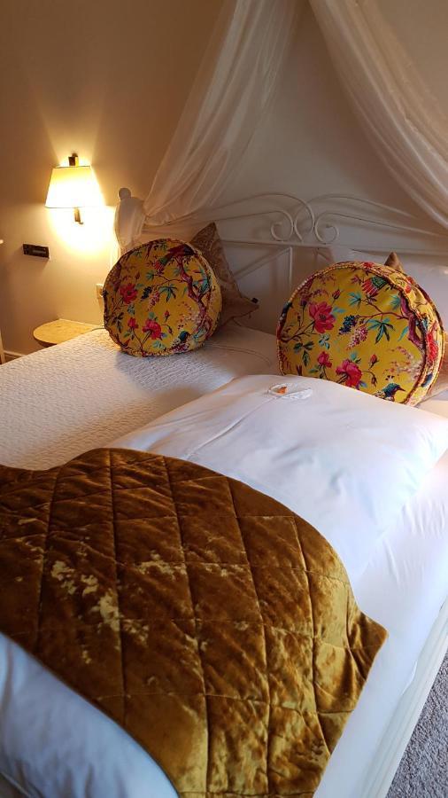 Das Kleine Hotel Iphofen, Fruehstueckszauber, No Waste, Nachhaltig, Nahe Aller Weingueter, Knauf Gips Kg Und Connekt, Kleines Secret Mit Garten & Terrassen, Tv Mirrorring, 55" Tv, Fine Dining, Hunde Willkommen Екстериор снимка