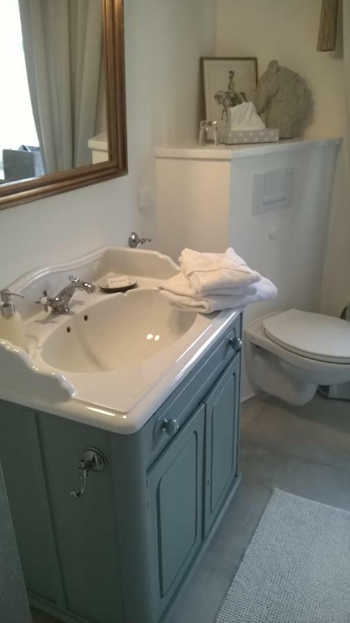 Das Kleine Hotel Iphofen, Fruehstueckszauber, No Waste, Nachhaltig, Nahe Aller Weingueter, Knauf Gips Kg Und Connekt, Kleines Secret Mit Garten & Terrassen, Tv Mirrorring, 55" Tv, Fine Dining, Hunde Willkommen Екстериор снимка